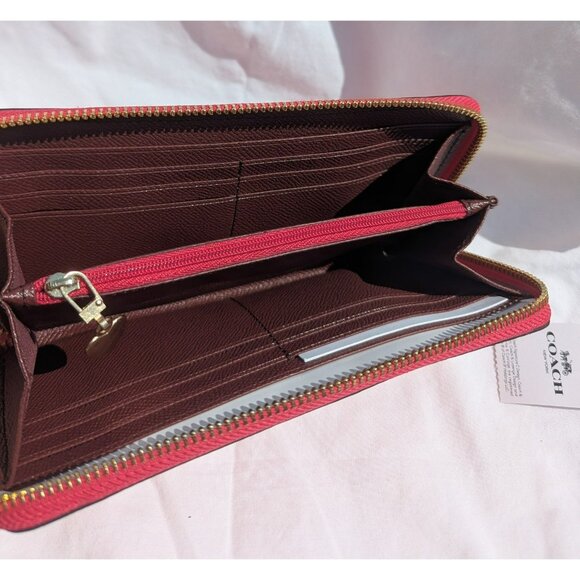 FINAL PRICE DROP NEW Coach Accordion Zip Wallet Front Pocket Electric Pink - Picture 3 of 8